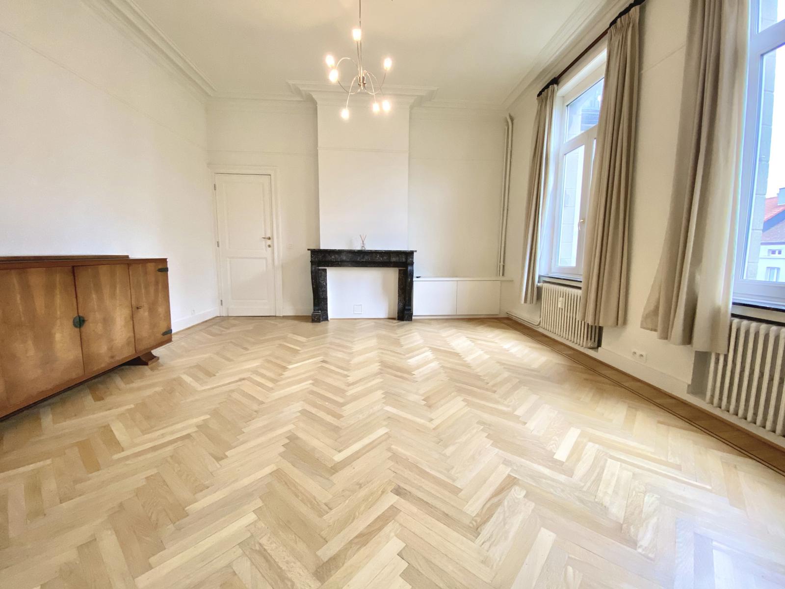 Appartement à louer à Ixelles avec 2 chambres - photo 3