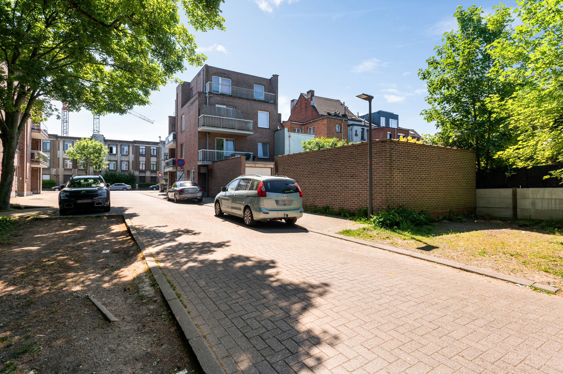 Huis te koop in Antwerpen met 6 slaapkamers - foto 4