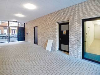 Nieuw 3 slaapkamer appartement nabij Brouwerij De Koninck. Deze zeer gewilde woonwijk kende de laatste jaren een grondige facelift en zowel...