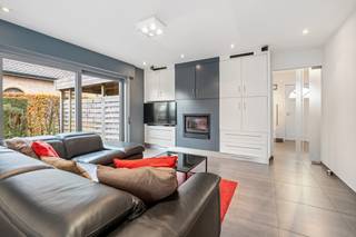 [[ DIT PAND NEEMT DEEL AAN DE ERA OPEN HUIZEN DAG OP 6/12 VAN 11:00 TOT 12:00 ]]Deze woning beschikt over 5 slaapkamers, waarvan één momenteel als...