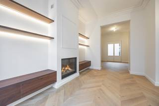  * Villa Pauline is een riante herenwoning (303 m2) en een beschermd monument gelegen in de Muscarstraat 38 te Oostende. * De woning werd volledig...