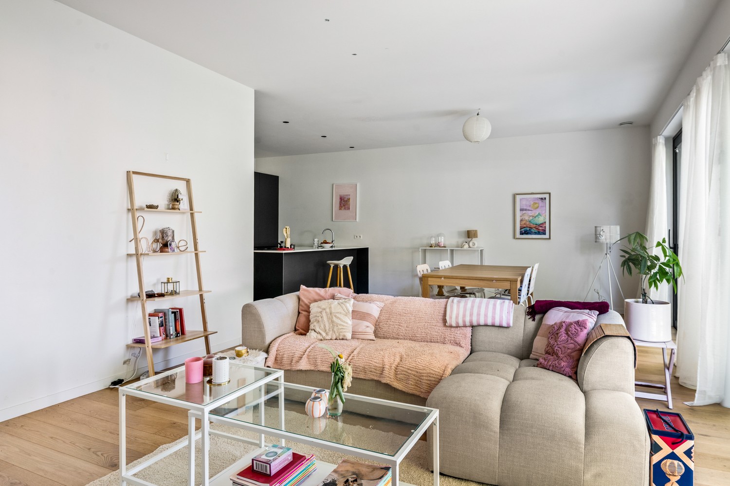 Energiezuinige woning met 3 slpkrs, 2 badkrs, terras en tuin te Kessel - foto 2