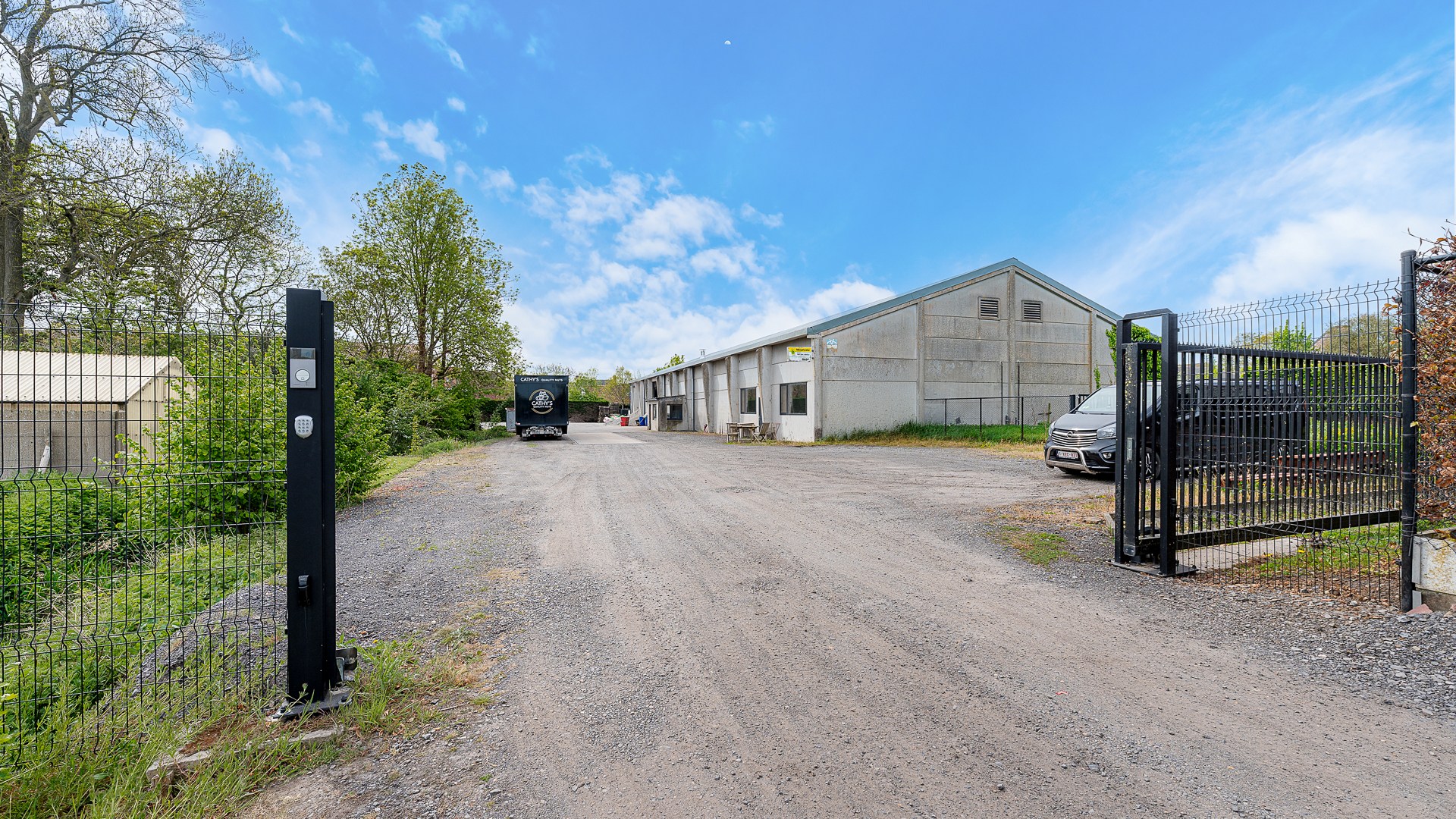 Hangar of opslagruimte op groot terrein te Middelburg - foto 4