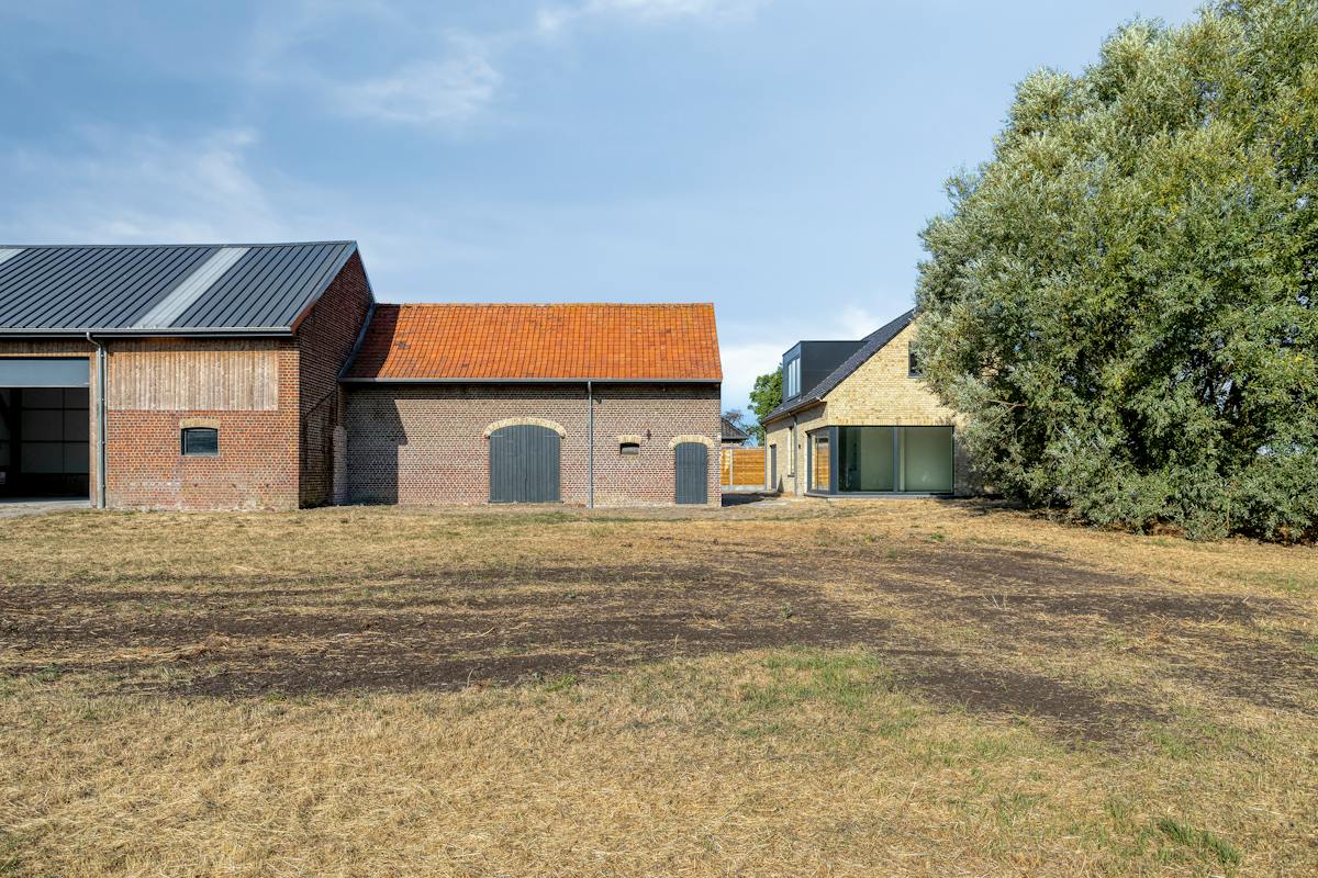 Alleenstaand huis te koop in Vleteren met weide en bijgebouw - foto 5