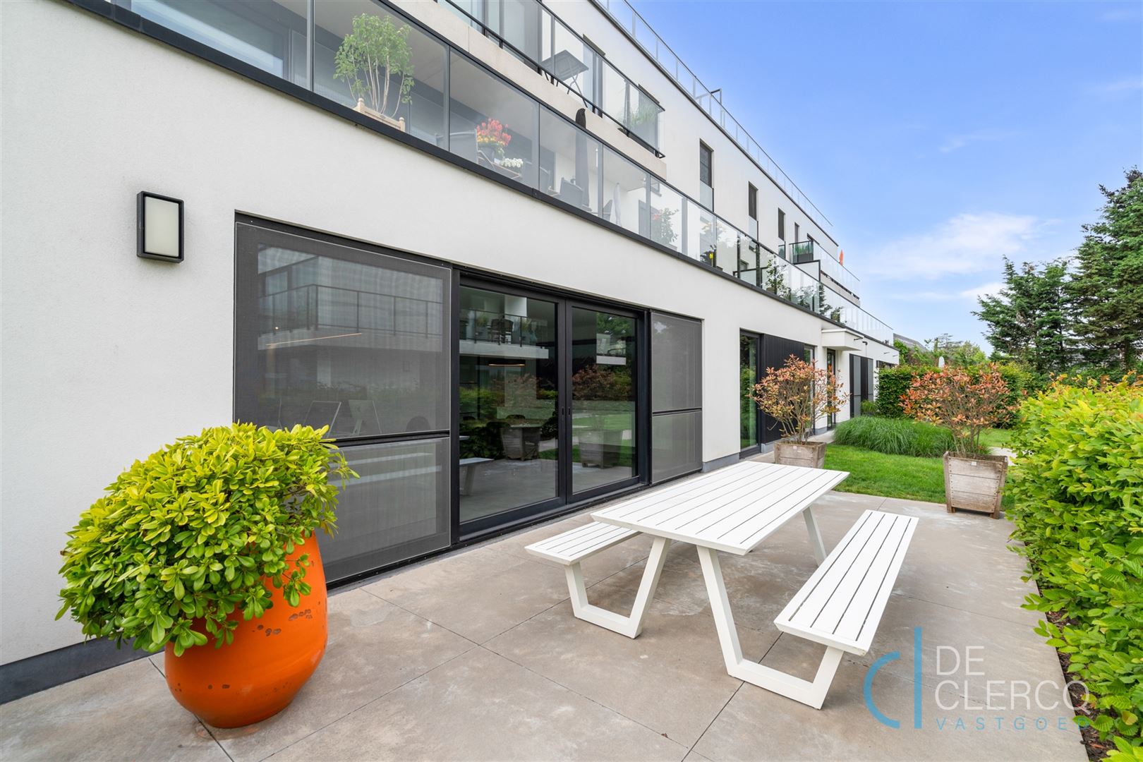 Gelijkvloers appartement te koop met terras in Lochristi! - foto 1