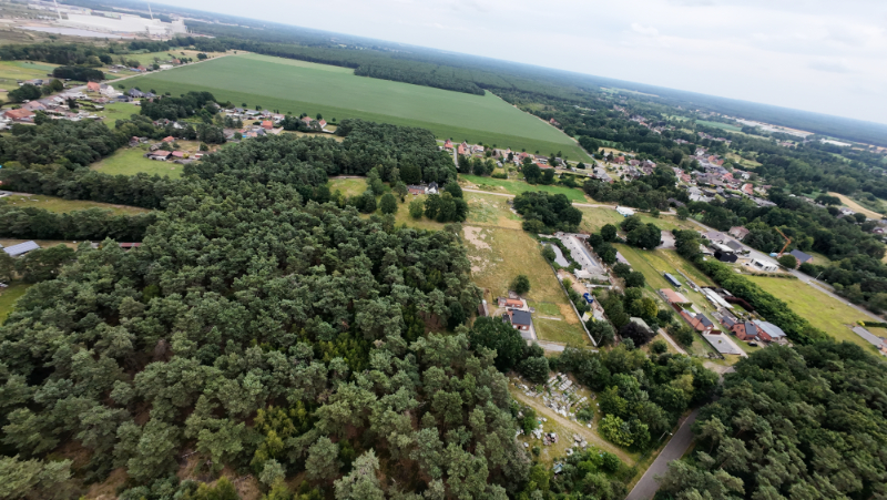Uniek groendomein van ca. 6 ha met te renoveren woning. - foto 5
