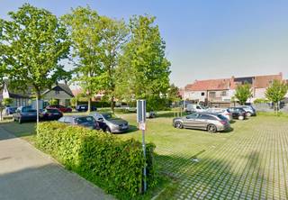 De residentiële ligging en de grote vraag op die locatie naar parkeerplaatsen maken deze autostaanplaats heel attractief! Daarenboven op...