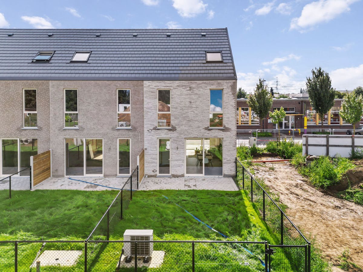 Woning met 3 slaapkamers en tuin te koop te Bavikhove - foto 1