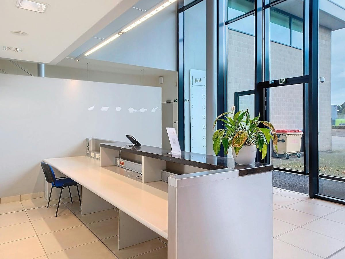 Bureaux modernes (222 m²) à louer à Zelzate - photo 1