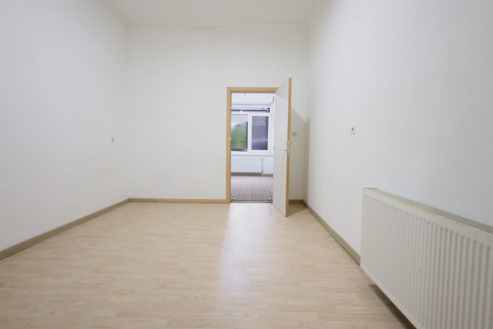 Apartment - photo 4