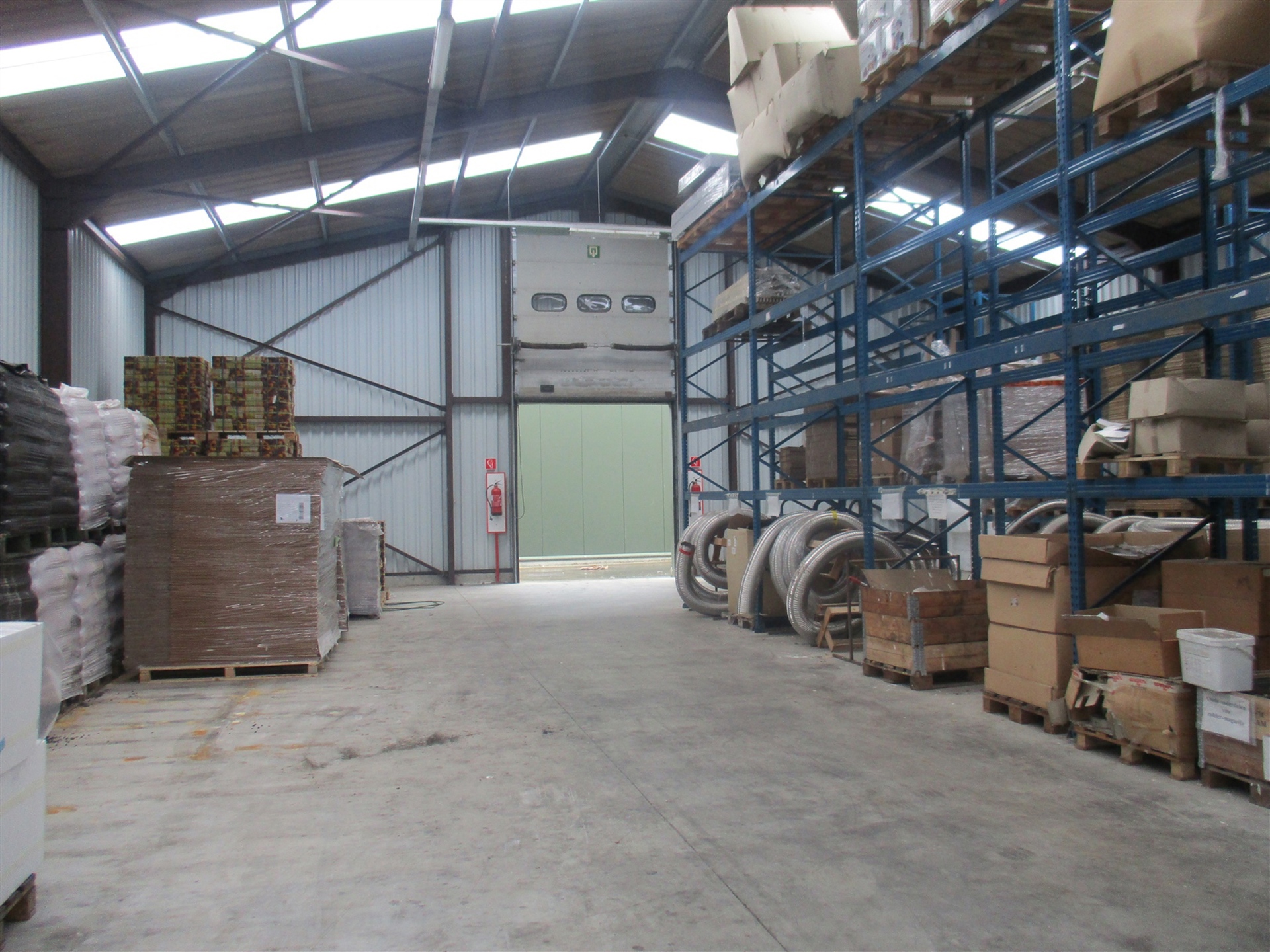 Magazijn 366m² - Unit 5.2 te huur - foto 3