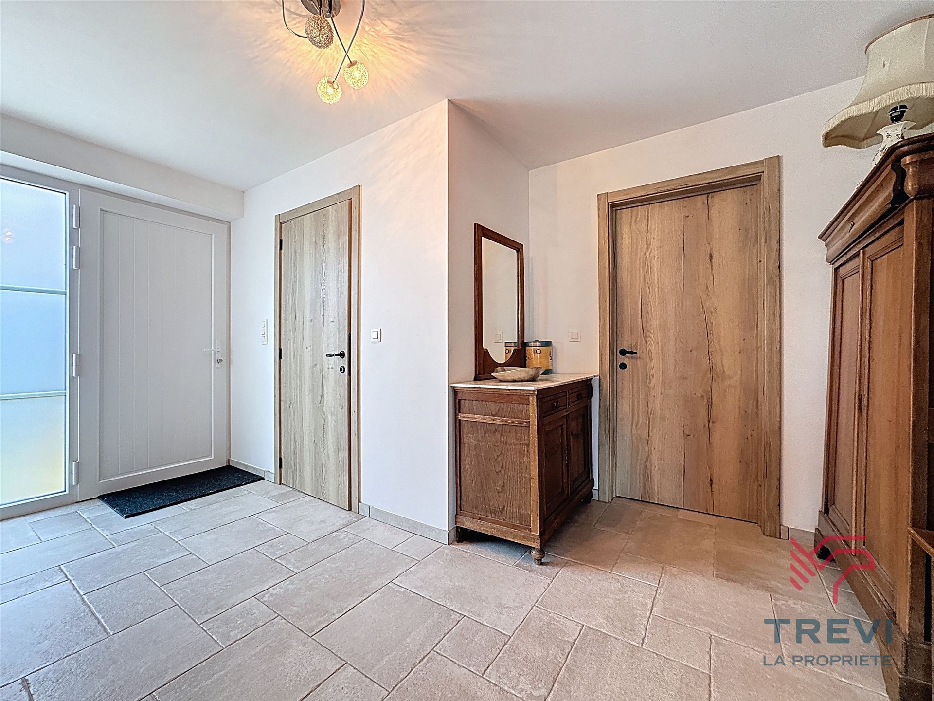 Huis te koop in Wanfercée-Baulet met 3 slaapkamers - foto 2