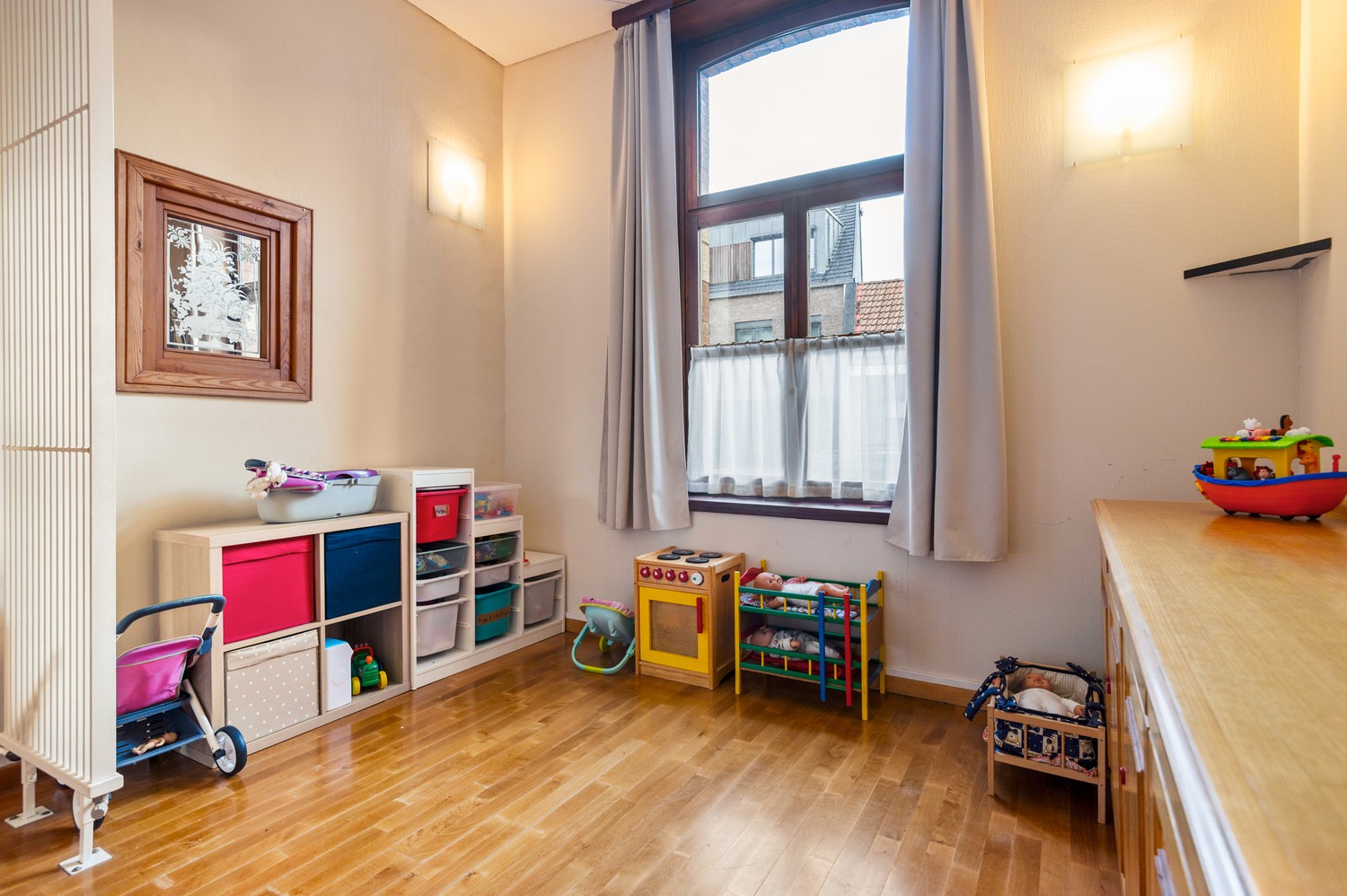 Super gezellige woning met prachtige ruime tuin en 3 slpks te Hoevenen! - foto 5
