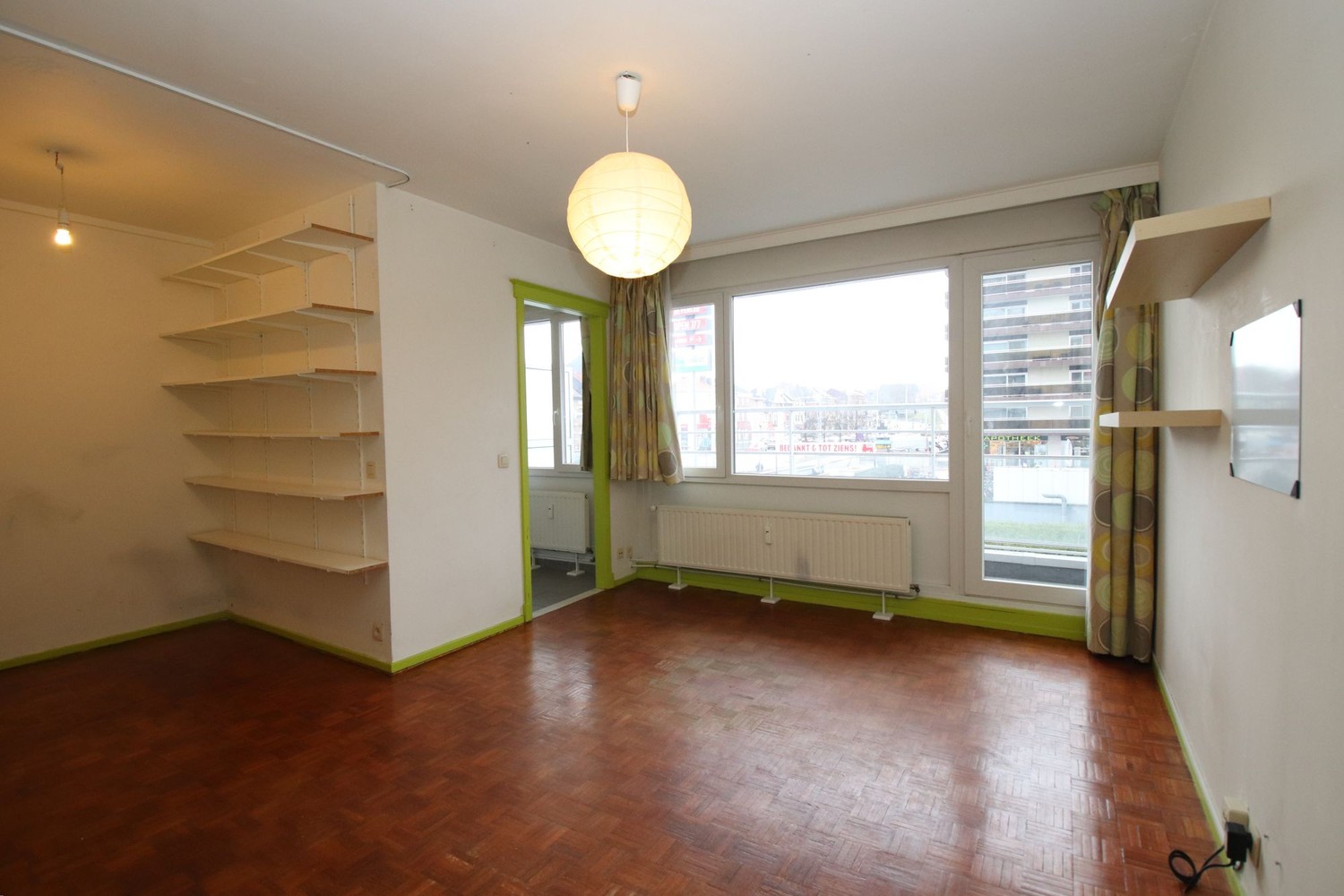 Lichtrijke studio met slaaphoek en ruim terras - foto 5