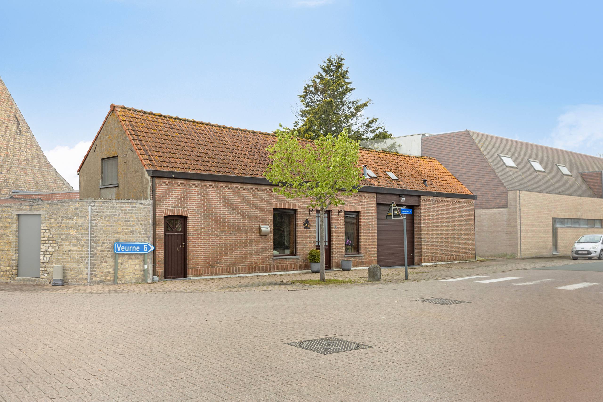 Woning met 2 slaapkamers in Avekapelle (Veurne) te koop. - foto 2