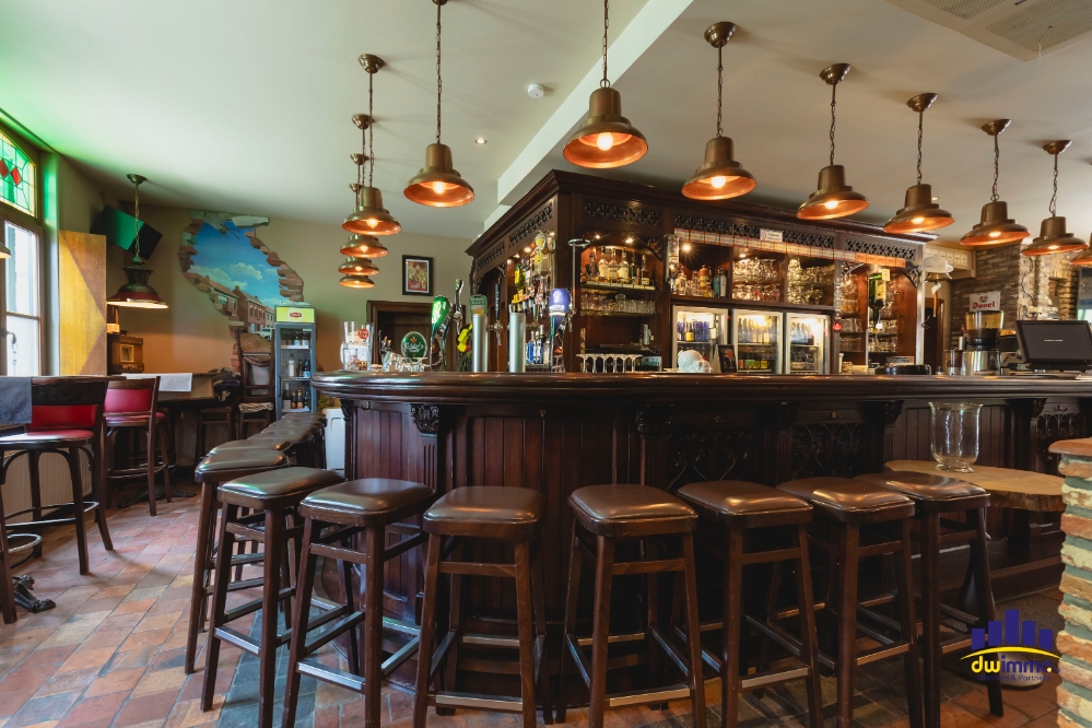 KARAKTERVOLLE BRASSERIE MET WOONST, TUIN EN PROFESSIONELE KEUKEN TE KOOP IN WATERVLIET - foto 5