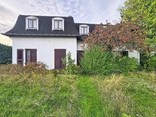 Renovatieproject op terrein van 1.021 m²...