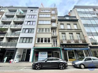Informatie handelsruimteCASCO handelsruimte ca. 106m² met privatieve kelderberging G ca. 8,30m². Indeling * Winkelruimte met etalage van ca. 5m,...