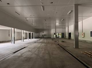 KMO-unit te huur van 1.793 m².Deze unit geniet van een uitstekende ligging langs de Oude Truierbaan 49 te Hasselt.Het bevindt zich op slechts 800...