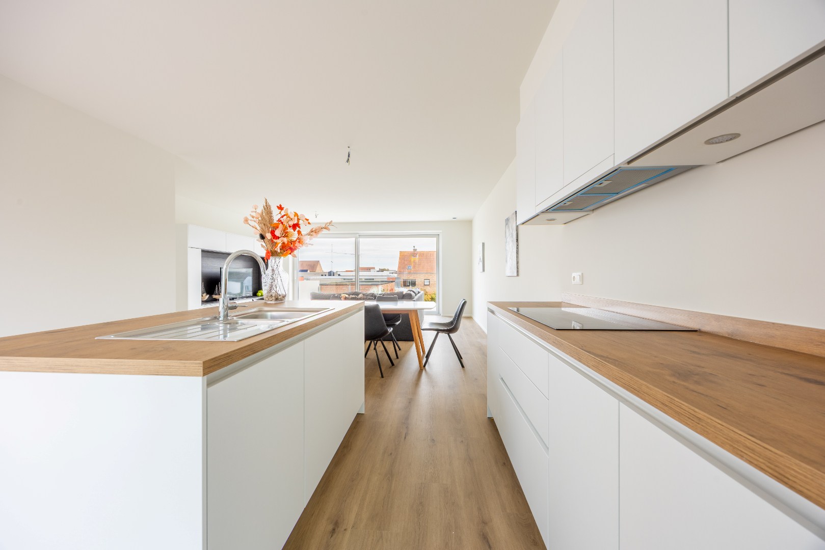 Gelijkvloers en energiezuinig appartement met 2 slaapkamers aan de Spuikom in nieuwbouwresidentie Palawan Beach - foto 2