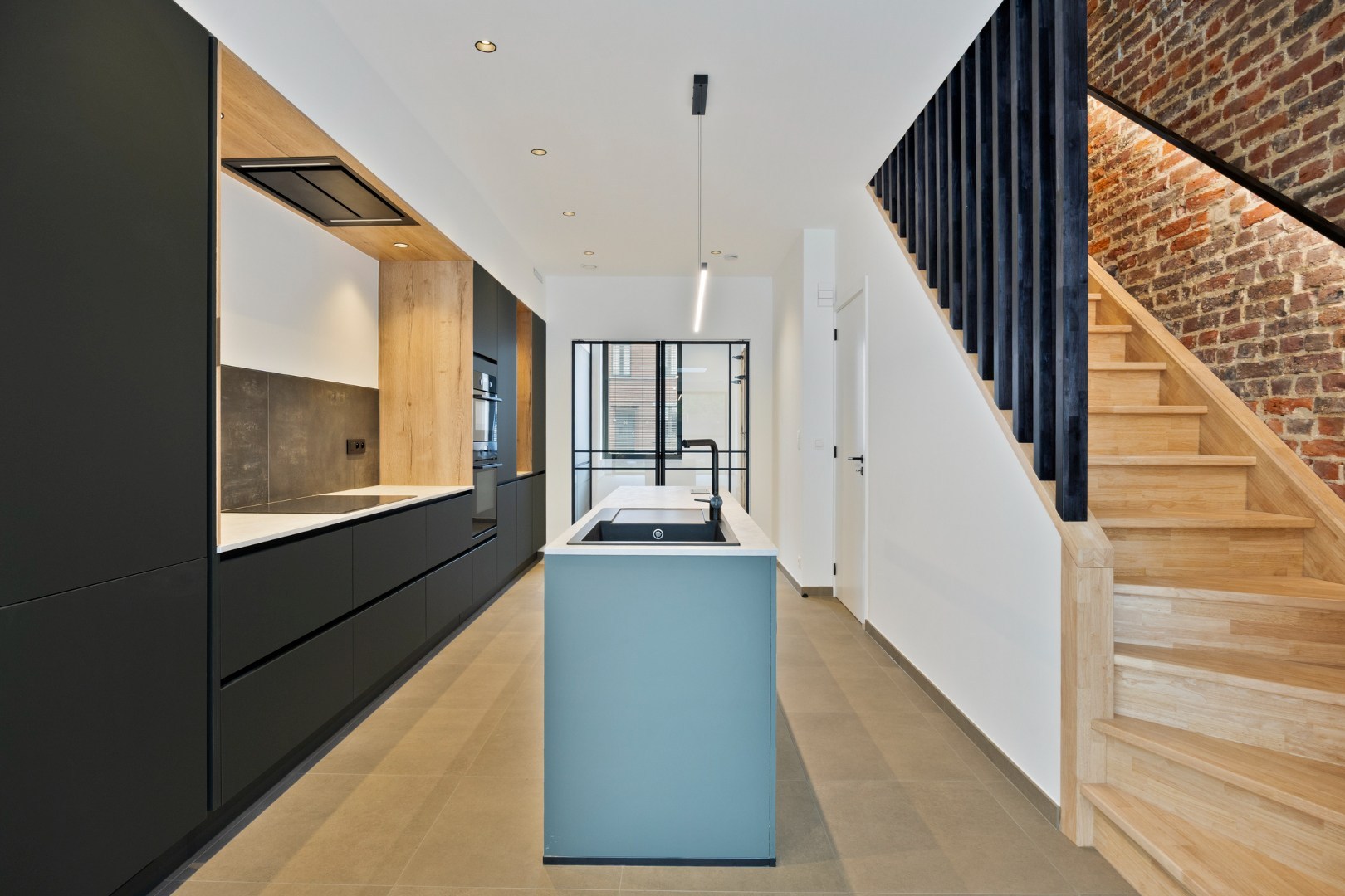 Totaal gerenoveerde woning met 3 slaapkamers, 2 badkamers, tuin en terras in Kessel-Lo! – EPC 14 kWh/m² - bewoonbare opp. 152 m² - foto 1
