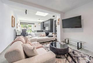 <p><strong><u>Fully renovated 4-bedroom home with a garden.</u></strong></p><p><span>Located in the heart of idyllic Roesbrugge, along the IJzer River, this spacious, move-in-ready family home is ready to welcome you.</span></p><p><span>The home was completely renovated in 2021 using high-quality, sustainable materials. Thanks to its central location, shops, schools, and public transportation are all within walking distance, with easy access to Veurne, Poperinge, Ypres, as well as France, Dunkirk, and beyond.</span></p><p><span>Inside, you’ll enjoy a large, light-filled living space with a fully equipped open kitchen and a spacious cooking island. The home also features a stylish bathroom with a shower and bathtub, a multipurpose room on the ground floor (ideal as a bedroom, office, or practice space), and a total of <strong>4 full-sized bedrooms</strong>, including a wonderfully spacious master bedroom on the attic floor (accessible via a fixed staircase!)</span></p><p><span>The sunny garden with a renovated patio offers a pleasant mix of sun and shade throughout the day and enjoys an open, green setting at the back, along with complete privacy. </span></p><p><span><strong>Highlights</strong></span></p><ul><li><span>Completely renovated in 2021</span></li><li><span>4 full-sized bedrooms</span></li><li><span>Bright living area with open kitchen and cooking island</span></li><li><span>Bathroom with shower and bathtub</span></li><li><span>Sunny garden with a patio</span></li><li><span>Central location</span></li><li><span>EPC C<br /></span> </li></ul><p><span>Want more info or to schedule a visit? </span><br />karel@roetsvastgoed.be<br />0470342025</p>
