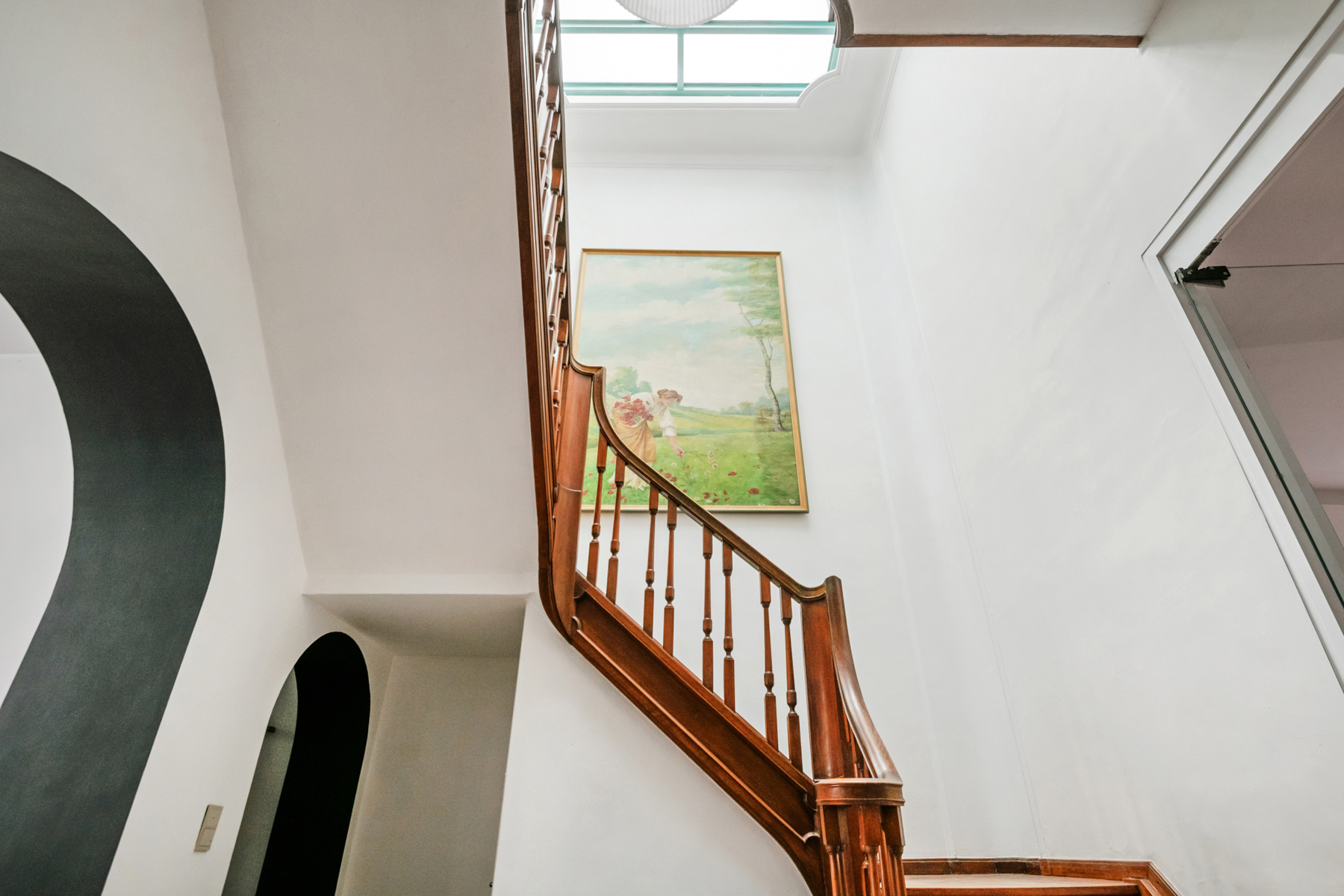 Charmante stadswoning met zonnige tuin en parking - foto 5