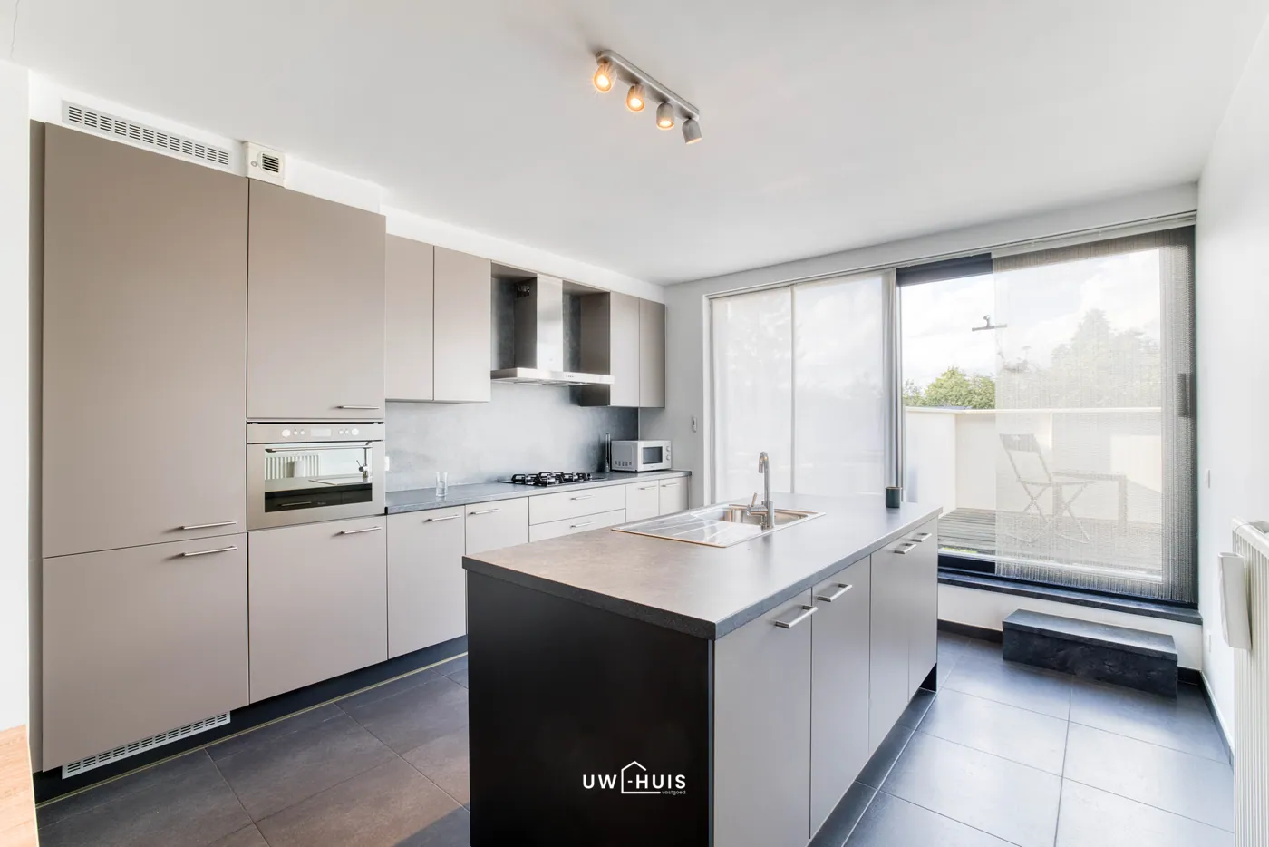 Instapklaar appartement met 2 slaapkamers - foto 4