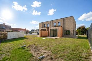 House for sale in Kaprijke