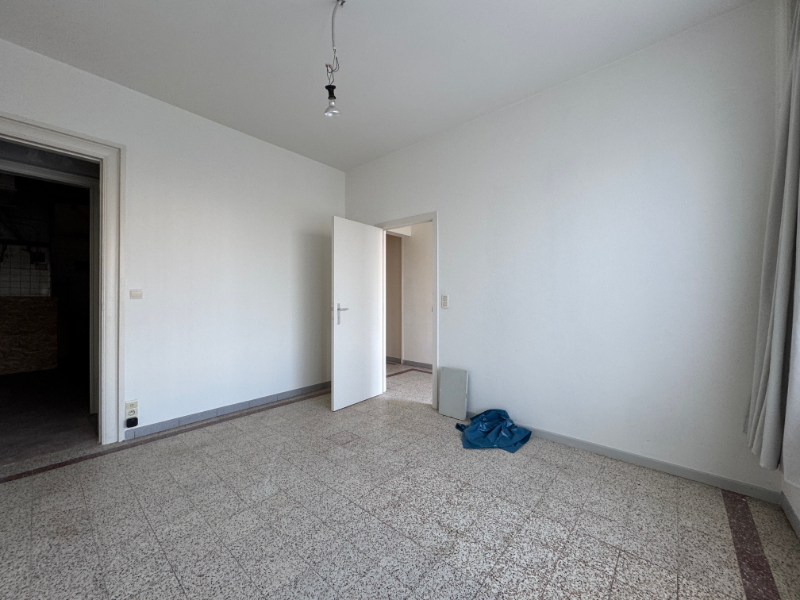 ✨ Unieke Kans: Ruime en Grotendeels Gerenoveerde Woning met Zonnige Tuin! ✨te koop via EXPERT IMMO - foto 2