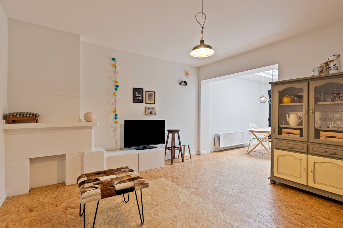 Maison avec beaucoup de potentiel, jardin et garage à vendre à Merksem - photo 3