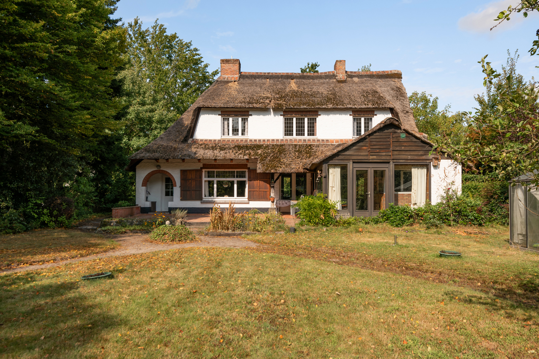 Op te frissen woning met veel potentieel! - foto 4