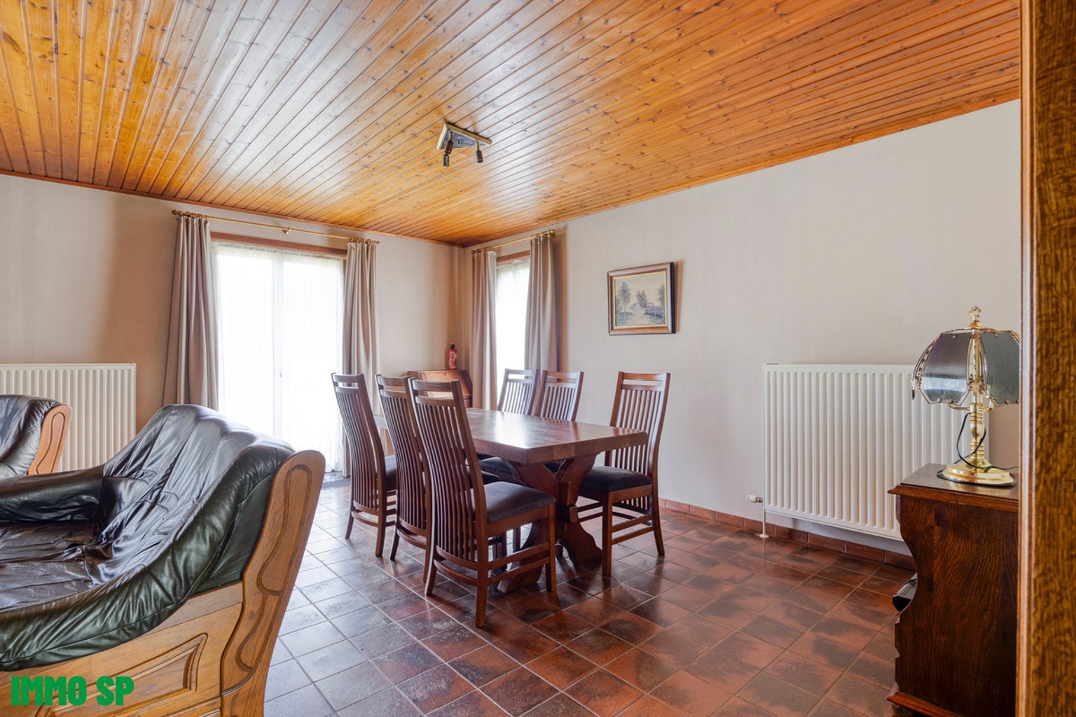 Vrijstaande woning met 4 slaapkamers op perceel van 37A 60CA. - foto 5