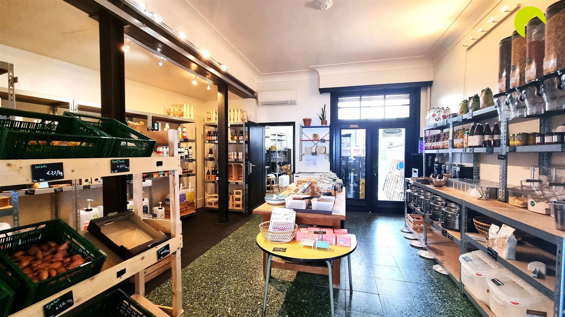 Handelsruimte op zéér commerciële locatie! - foto 5