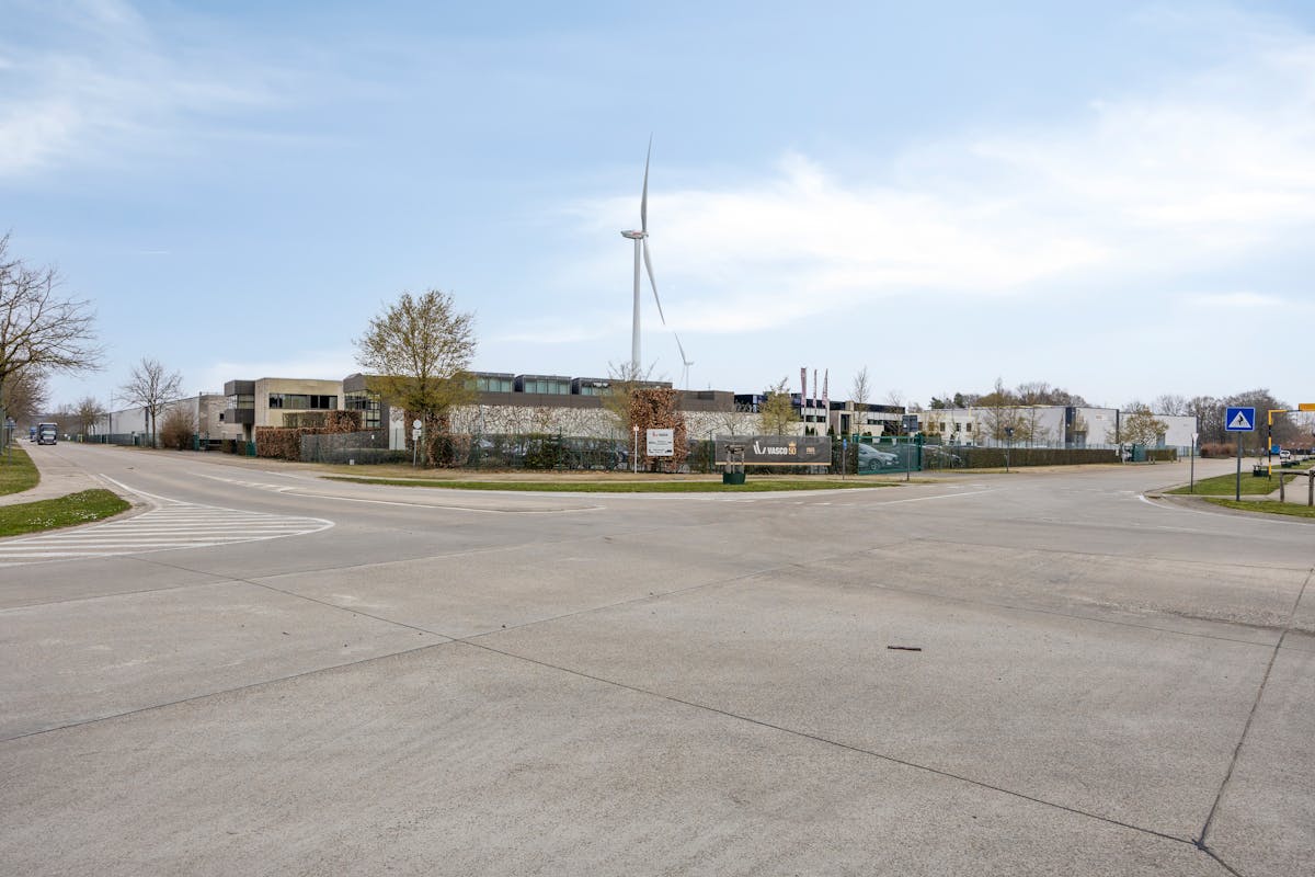 Recent distributiecentrum met 25.000 m² magazijnruimte op toplocatie nabij E314 - foto 2