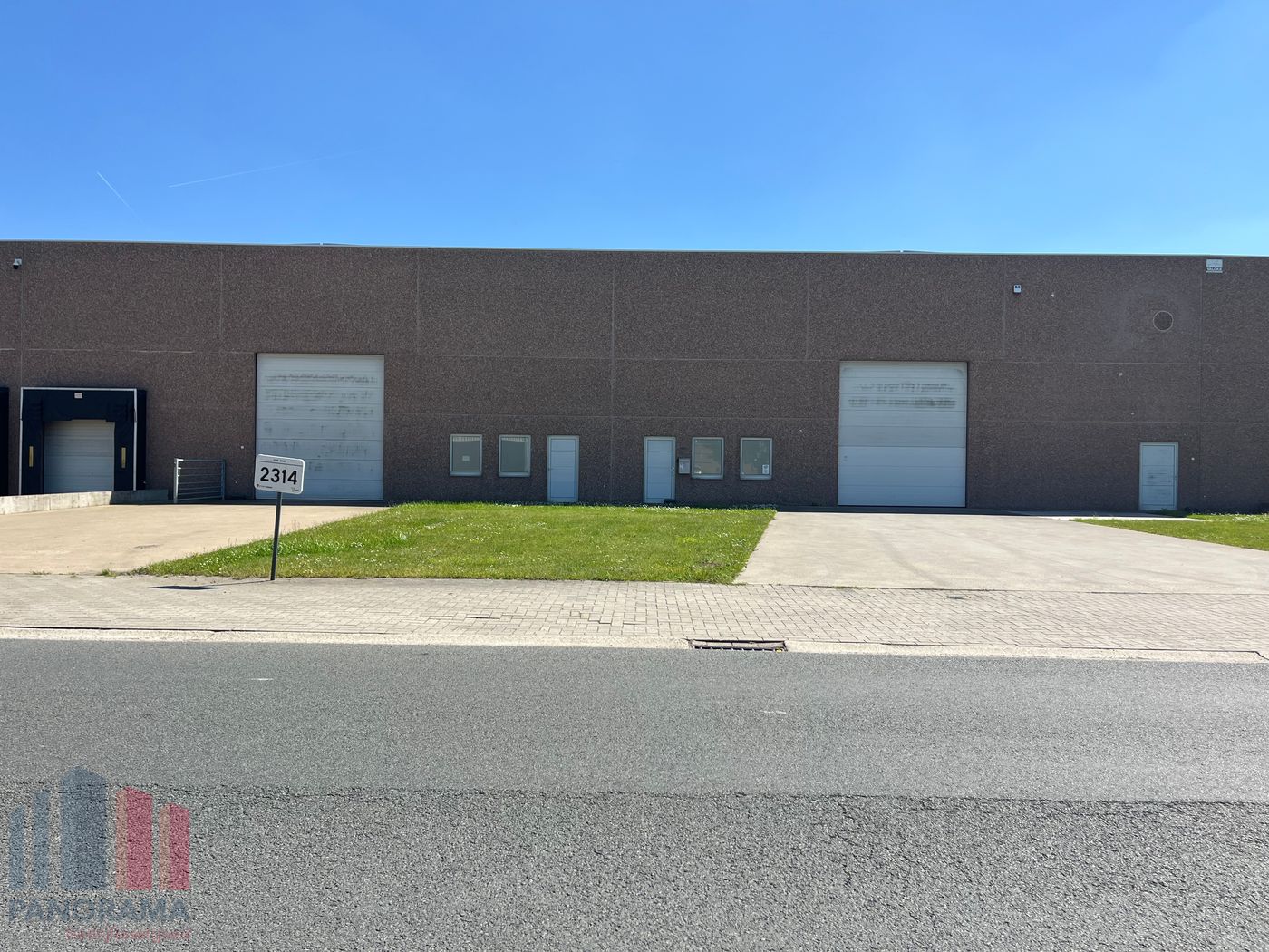Magazijnruimte van 755 m² op absolute toplocatie vlakbij E17 - photo 1