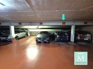 Ondergrondse autostaanplaats vlakbij het centrum van MechelenDeze garagebox is gelegen op wandelafstand van het Begijnenhof en dus ook van het...