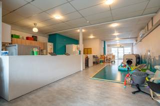 Woning vergund als handelswoning te koop inTremelo!Deze woning vergund als handelsruimte met een totale vloeroppervlakte van 232 m² fungeert...