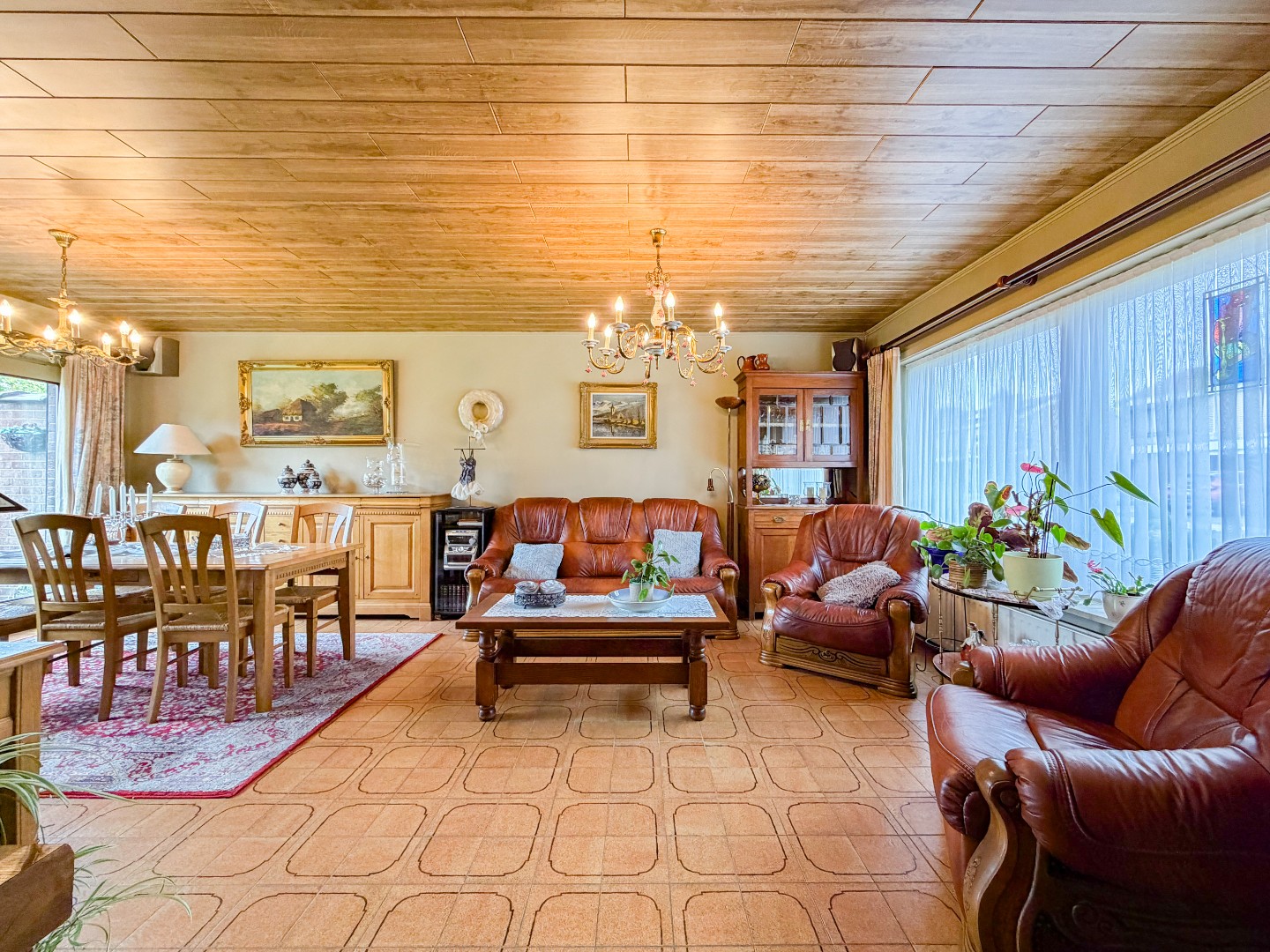 Te koop, Knusse gezinswoning met 3 slaapkamers en renovatiepotentieel op rustige ligging te Nederename! - foto 5