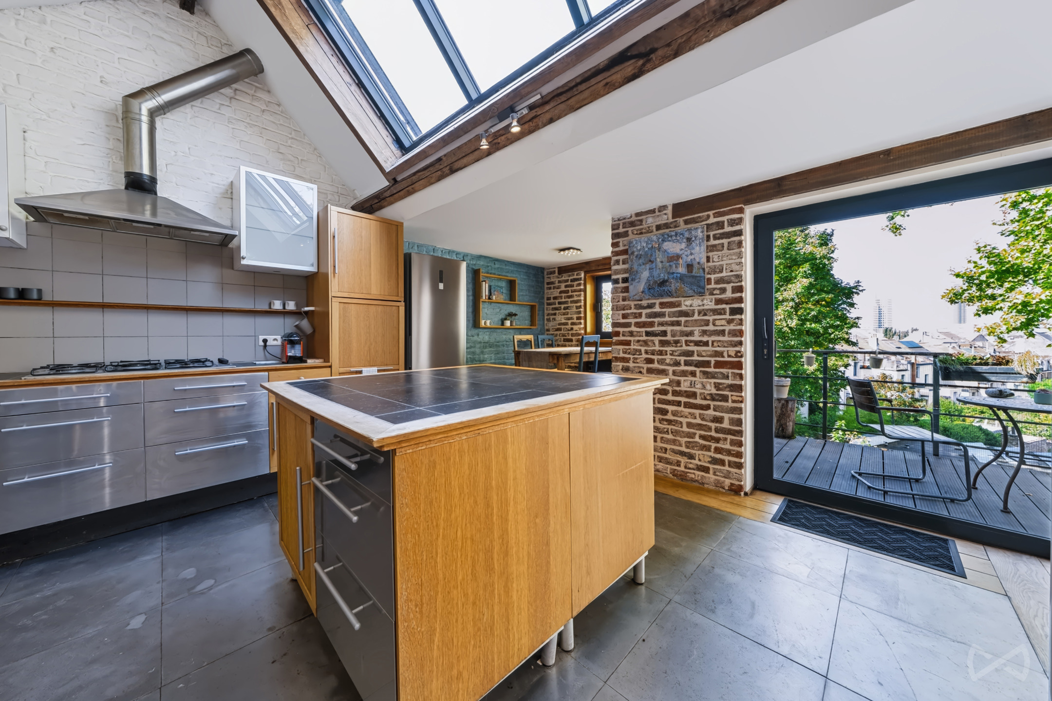 TE KOOP–ATYPISCHE WONING &amp; LOFT MET TERRASSEN IN SCHAARBEEK - foto 5