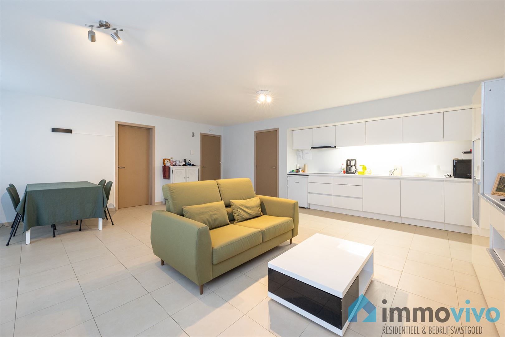 Knap gelijkvloersappartement (Bj. 2005) met 1 slaapkamer - foto 2