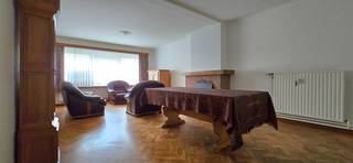 Voor een afspraak bel KIM 0473 72 33 62Appartement met 2 slaapkamers op de eerste verdieping in het centrum van Lummen met zijn horeca, supermarkten,...