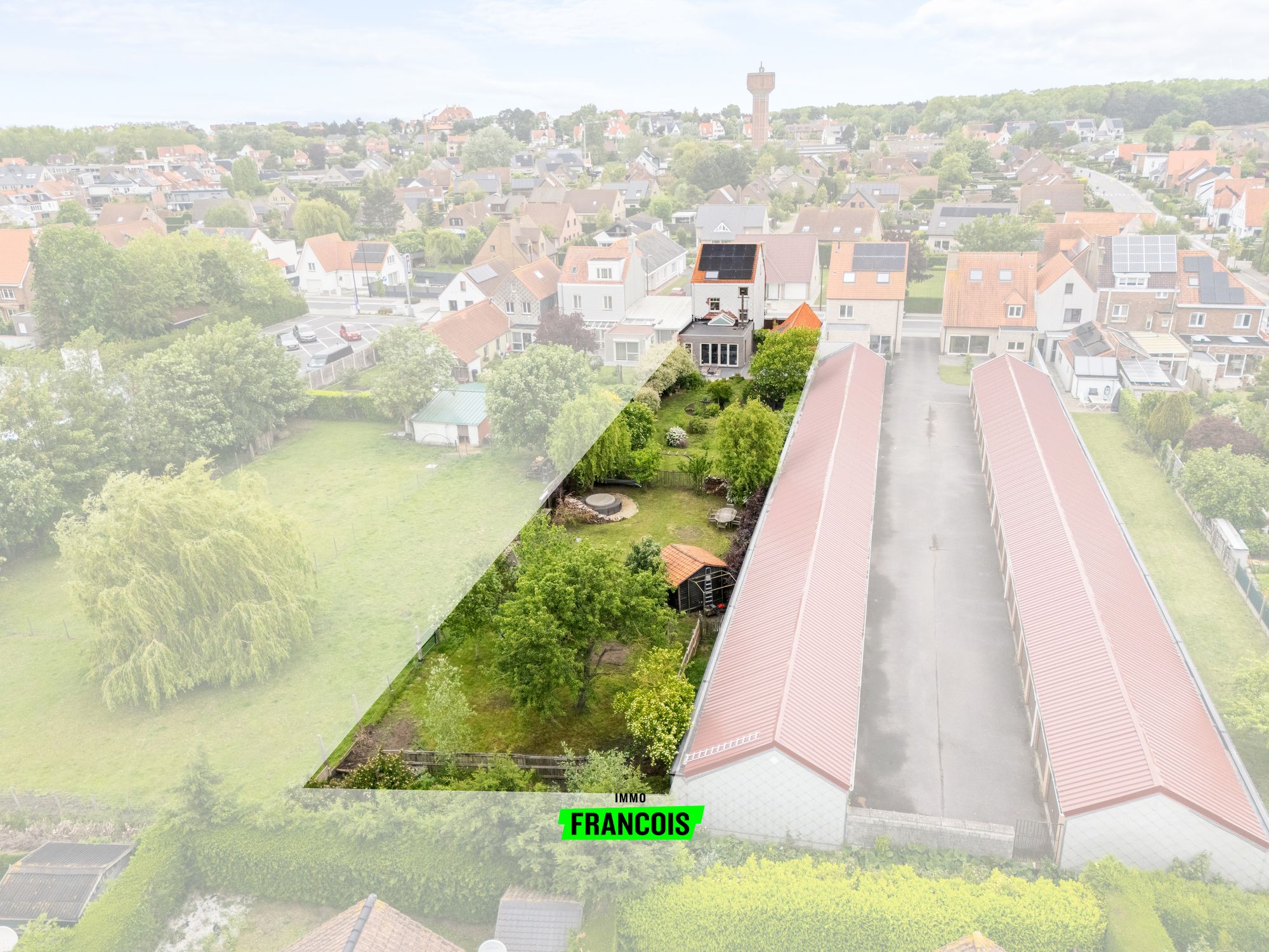 Unieke halfopen bebouwing met EPC-label A op 1.155 m² nabij centrum De Haan - foto 2