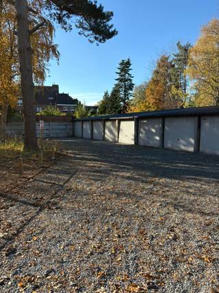 Een bezoekmoment aanvragen kan via onze website: https://www.vicusvastgoed.be/aanbod?prefilter=huren- Ga naar het respectievelijke pand en klik op...