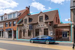 Karaktervol handelspand met appartement, feestzaal, terras en tuin in centrum EssenEen pand boordevol potentieel in het hart van EssenIn het...