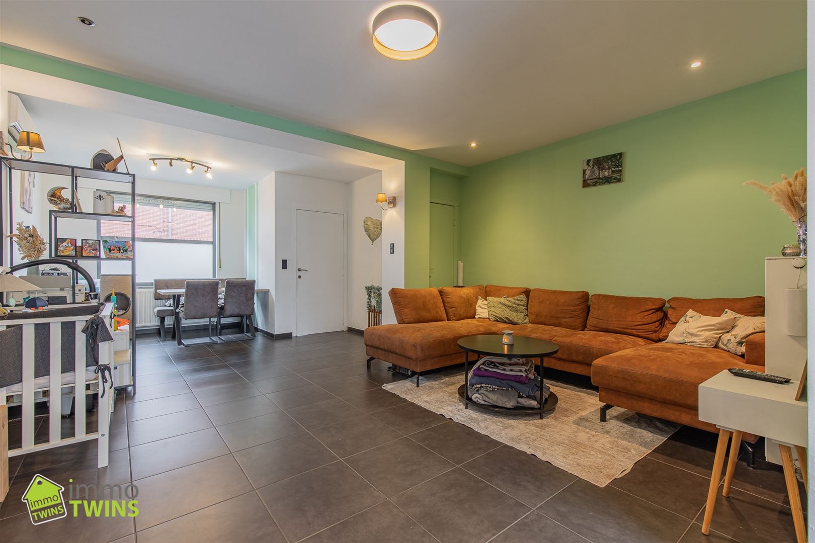 Instapklare, recent gerenoveerde woning met zonnige tuin, 3 slaapkamers en zonnepanelen - foto 3