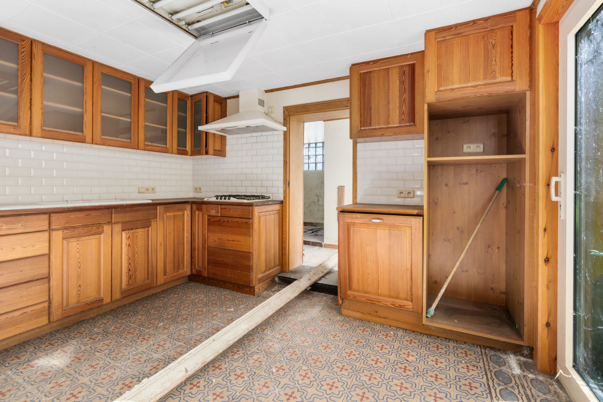 Te renoveren woning onder de kerktoren van Maldegem - foto 4