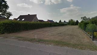 17are, 02ca.Bouwgrond + aansluitend klein perceel landbouwgrond.Bouwbreedte 14mKlaar voor verkoop...