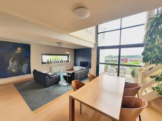 Dit unieke appartement bevindt zich in de Residentie Kiana ontworpen door Govaert & Vanhoutte Architects. Met een bewoonbare oppervlakte van...