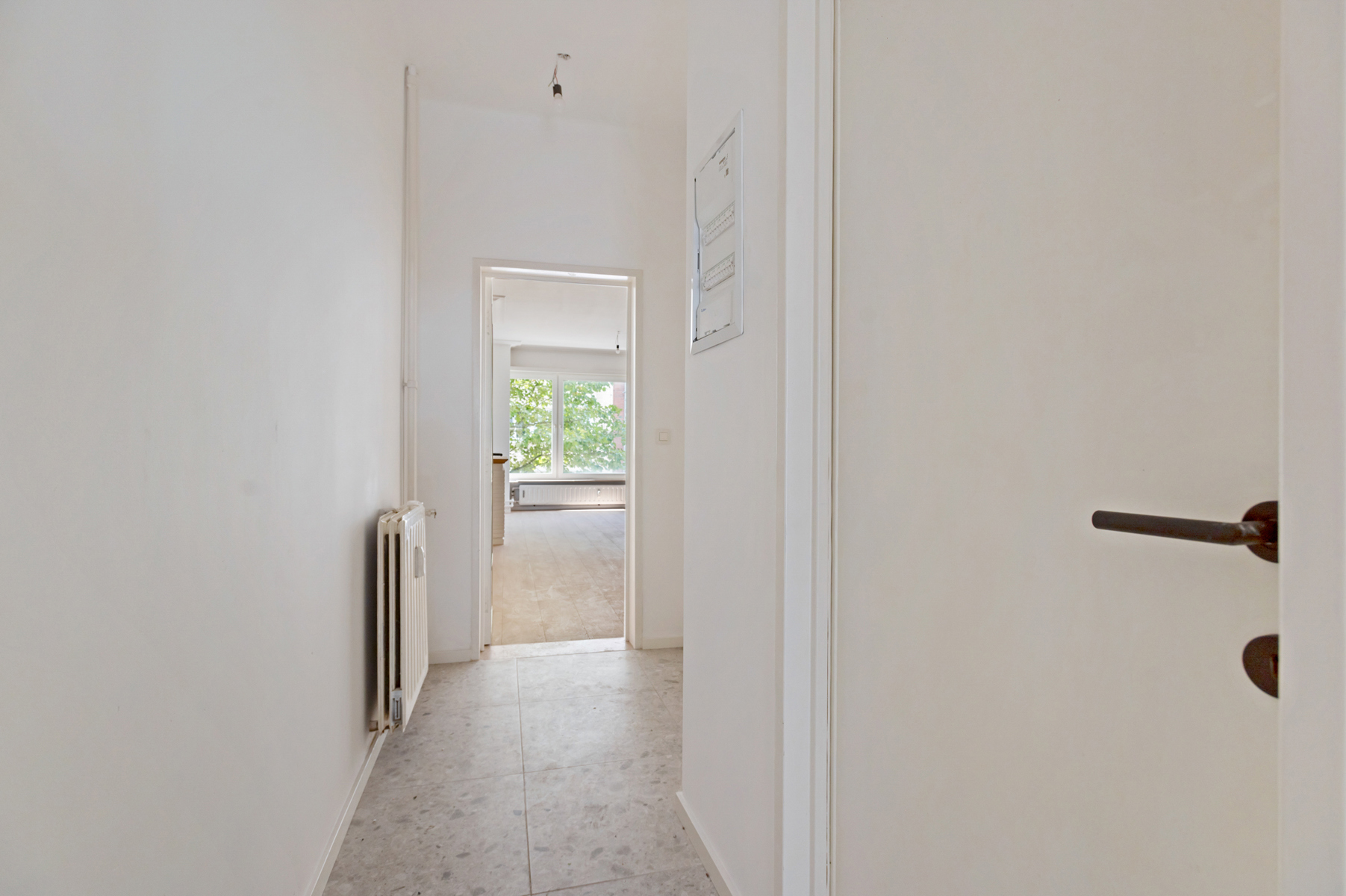 ANTWERPEN - Gerenoveerd opbrengsteigendom in hartje stad - foto 4